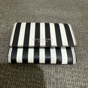 Henri Bendel Wallet